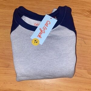 NWT Boy’s 5T Cat & Jack Kids' Navy and Gray Sweatshirt.